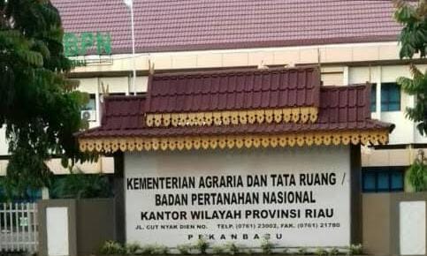 Kepala BPN Riau Syahrir Bantah Terima Uang Rp 1,2 Miliar dari PT Adimulia Agrolestari, Bisakah KPK Menjeratnya dengan Pasal Suap?