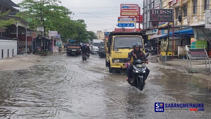 Pak Walikota Pekanbaru, Kok Jalan Darma Bakti Banjir Terus?