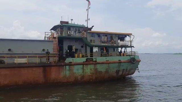 Kapal Keruk Pasir PT Logomas Utama Ditangkap KKP di Pulau Rupat, Direktur Perusahaan Sebut Nama Jokowi