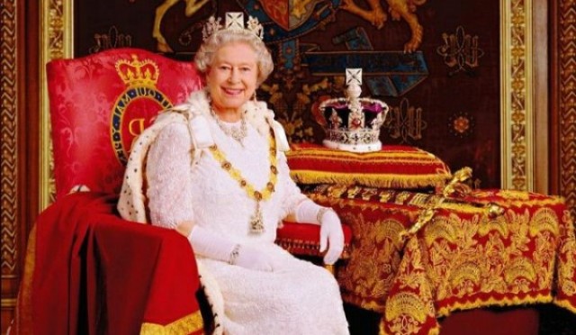 Tuhan, Selamatkan Ratu Kami: Rakyat Inggris Sedih Ratu Elisabeth Kena Covid