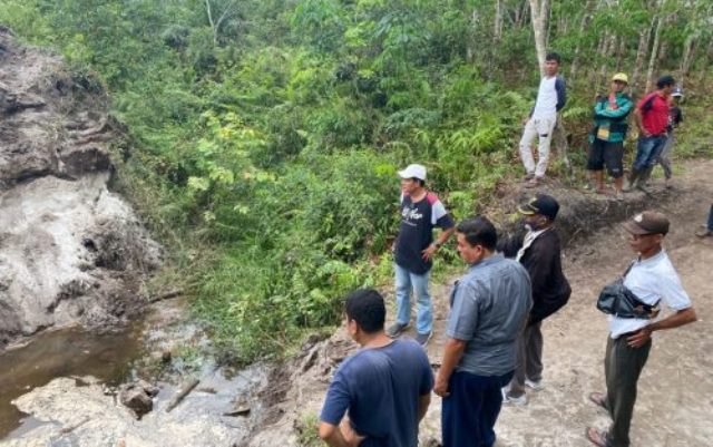 Sidak PT Dutapalma Nusantara di Kuansing, Pansus DPRD: Buka Akses Jalan Warga, Kami Tunggu Seminggu!