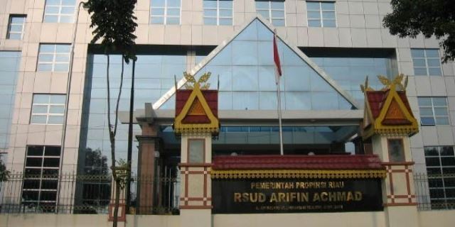 Anggota DPRD Riau Marah-marah Jenazah Keluarga Ditelantarkan RSUD Arifin Ahmad: KPK Tolong Audit Rumah Sakit Ini!