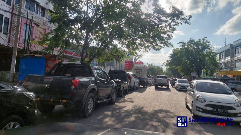 Antrean Biosolar Mengular di Pekanbaru, Tengku Azwendi: Pertamina harus Tanggung Jawab Ambil Solusi!