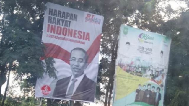 Ramai Baliho Jokowi 3 Periode, Akademisi: Penggiringan Opini Publik!