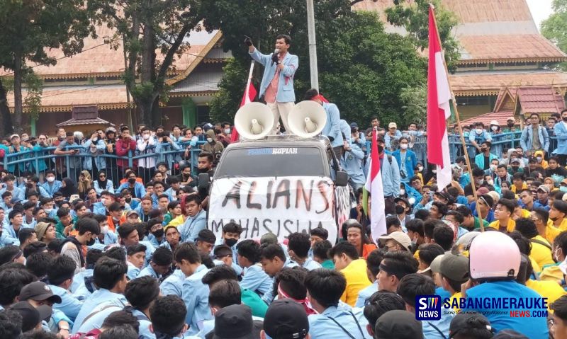 5 Tuntutan Demo Ribuan Mahasiswa yang Bikin Macet Pekanbaru, DPRD Riau Ditagih 14 Hari Kemudian