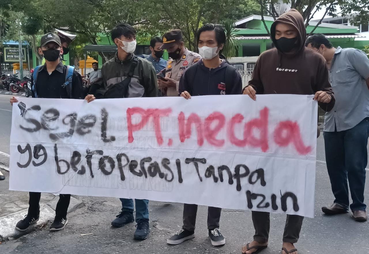 Massa Tuding PT Inecda Tak Miliki Izin Perkebunan, Desak Pemprov Riau Tutup Perusahaan