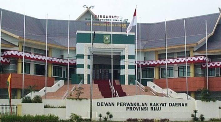 Protes DPRD karena Gubernur Riau Tunjuk Pelaksana Tugas Sekwan: Belum Move On Juga Ya?