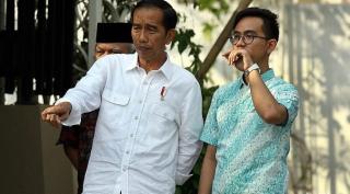 Jokowi Enggan Komentari Kepemimpinan Putranya Gibran Wali Kota Solo, Ternyata Ini Alasannya