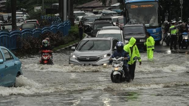 Hati-hati Hujan Deras! BMKG Peringatkan Riau Status Waspada Bencana Banjir