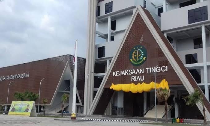 Camat Sabak Auh dan 5 Kadus Diperiksa Kejati Riau, Kasus Dugaan Korupsi Bansos Fakir Miskin dan Anak Cacat Kabupaten Siak