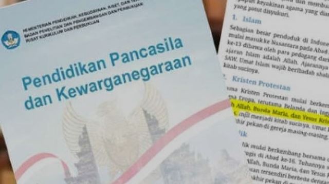 Gereja Protes Mendikbud Soal Buku PPKn tentang Materi Agama Kristen, DPR: Jangan Jadi Proyek!