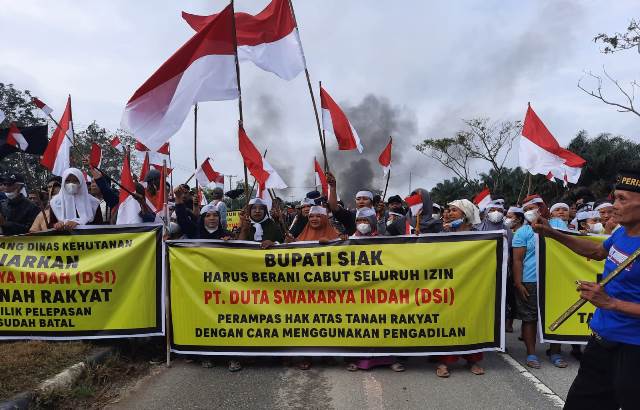 Bentrok Pecah 4 Orang Terluka, Eksekusi Lahan PT Karya Dayun oleh PN Siak Gagal Lagi