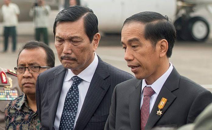 Untuk Masalah Ini Jokowi Beda Pendapat dengan Luhut Panjaitan, Ini Dia Persoalannya