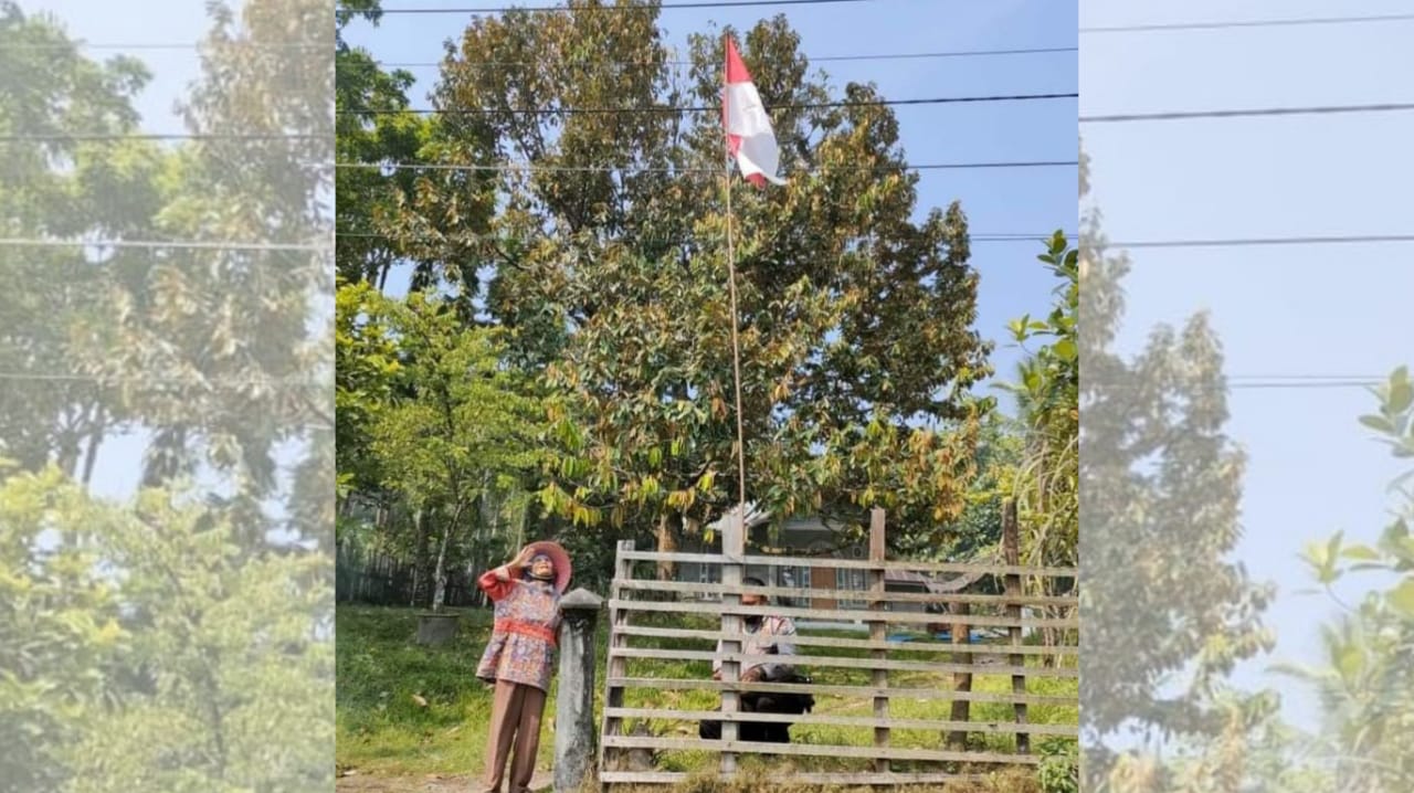 Nenek 74 Tahun di Kuansing Pasang Bendera Terbalik: Minta Maaf dan Langsung Nyanyikan Indonesia Raya