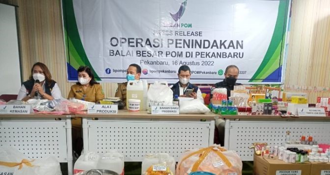 BPOM Pekanbaru Sita Kosmetik Ilegal Senilai Rp 1,5 Miliar, Pemilik Usaha Jadi Tersangka