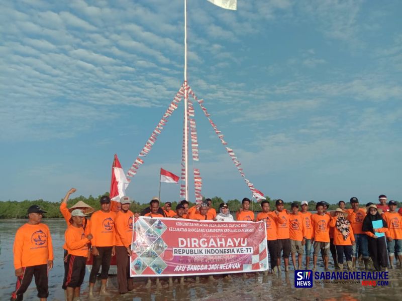 Nelayan Kepulauan Meranti di Ujung Perbatasan Indonesia Gelar Upacara HUT Kemerdekaan, Singgung Peran Negara Soal Abrasi Capai 7 Kilometer