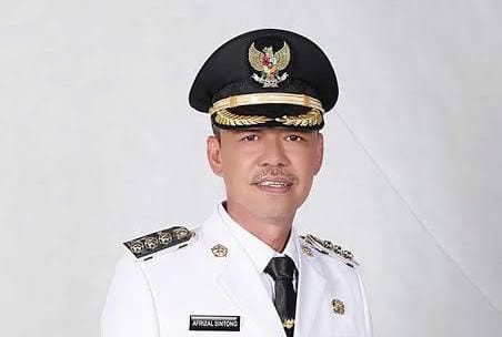 Mediasi Dualisme Pengurus SPTI Rohil Deadlock, Bupati Afrizal Sintong Instruksikan Bongkar Muat Barang Diambil Alih Pengusaha