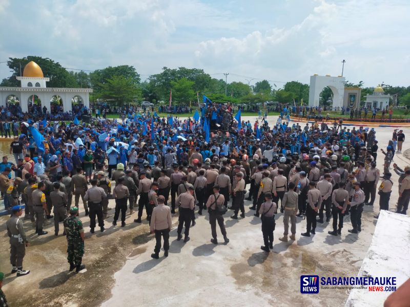 2 Ribu Massa Buruh SPTI Pimpinan Fuad Geruduk Kantor Bupati Rohil, Ini Tuntutan Kerasnya!