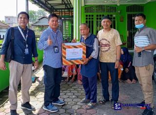 Semarak HUT RI ke 77, FIF Cabang Baganbatu Bagikan Paket Sembako Nusantara