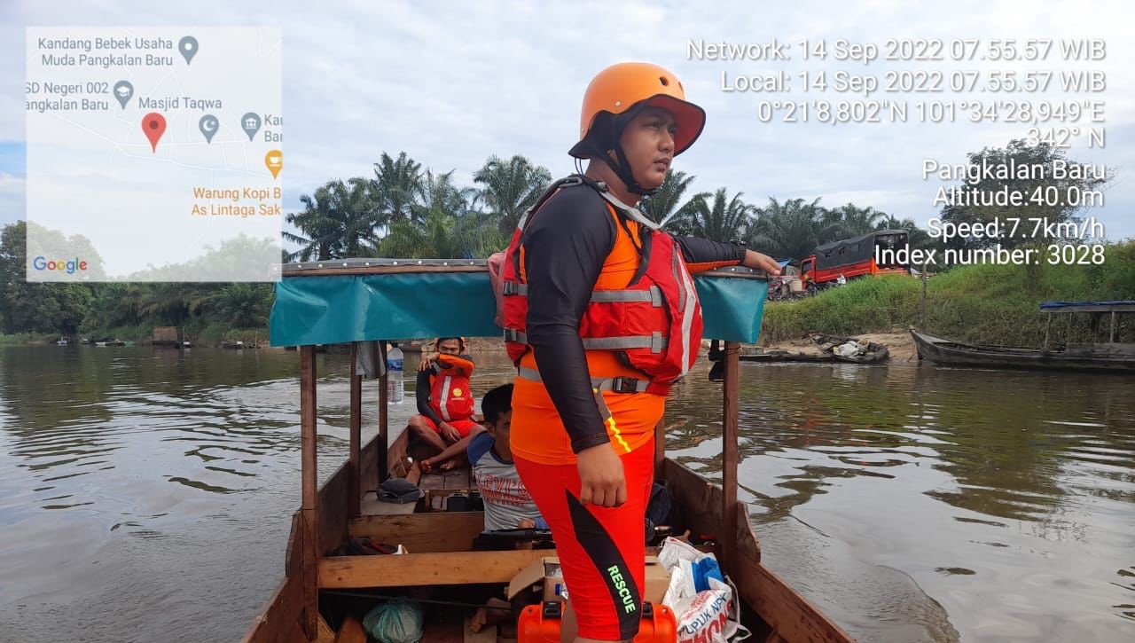 Umas Tenggelam Saat Cari Ikan Sungai Kampar, SAR Bergerak Lakukan Pencarian