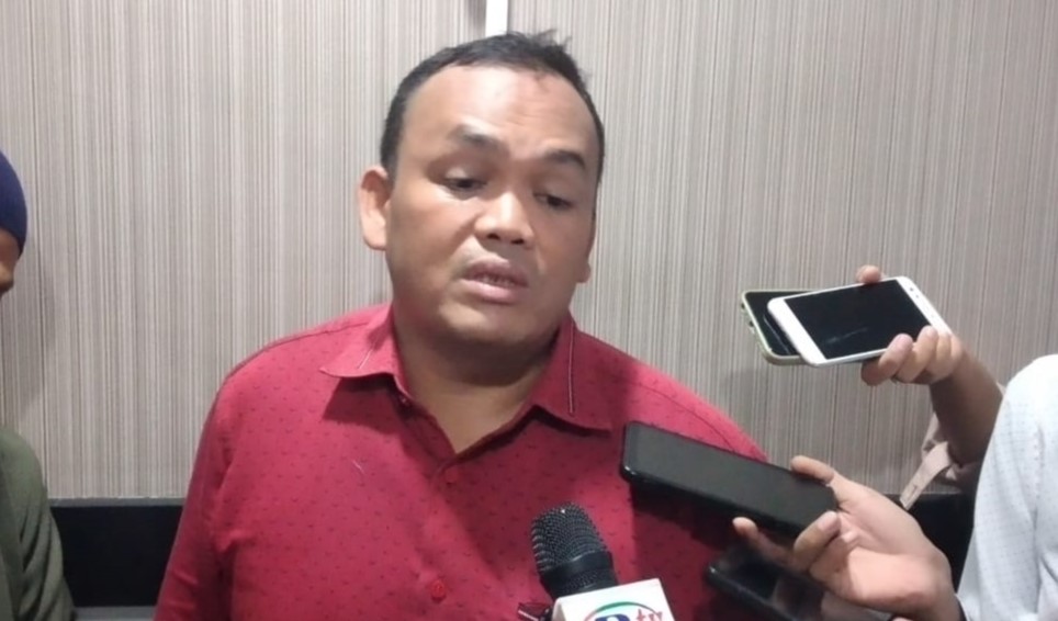 Pengadaan Mobil Dinas Mewah Pimpinan DPRD Pekanbaru Diprotes Sesama Anggota Dewan: Harus Dibatalkan!