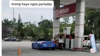 Mobil Mewah BMW di Pekanbaru Isi BBM Subsidi Pertalite, Pihak SPBU Angkat Bicara