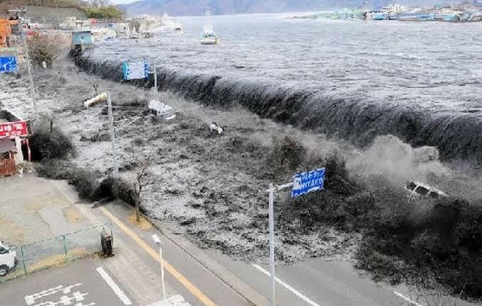BMKG Prediksi Gempa dan Tsunami 10 Meter di Padang, Tapi Respon Warga Ada yang Begini