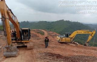 Pemilik 2 Alat Berat yang Ditangkap di Hutan Batang Lipai Siabu Kuansing Gugat Kadis LHK Riau ke Pengadilan