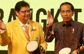 Jokowi Sebut Ketum Golkar Airlangga Hartarto Cocok Jadi Capres 2024: Jangan Terlalu Lama Diputuskan!