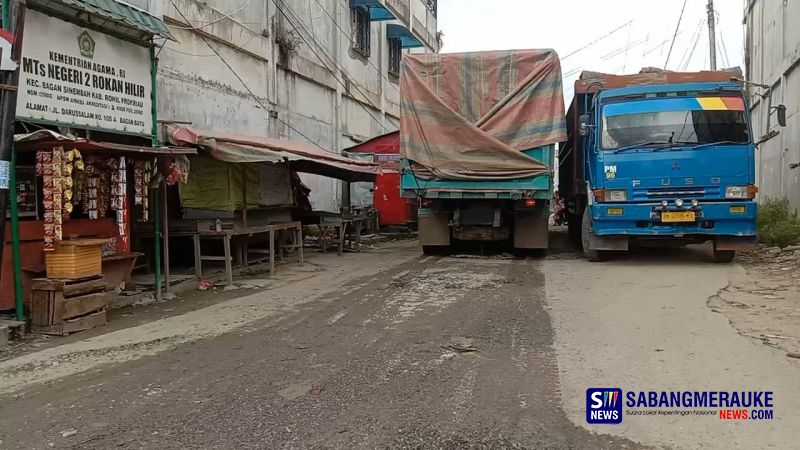 Jalan Pajak Lama Bagan Batu Diperbaiki, Truk PT AASP Terpantau Nekat Terobos Jalur