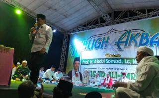 Di Acara Tabligh Akbar Ustaz Abdul Somad, Anggota DPR Achmad Tegaskan Maju Pilgubri 2024