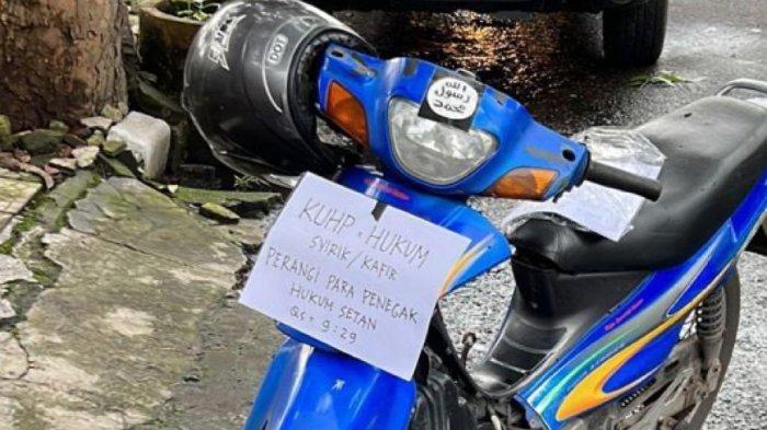 Polisi Temukan Motor Diduga Milik Pelaku Bom Bunuh Diri di Polsek Astana Anyar, Ada Tulisan Perangi Para Penegak Hukum 