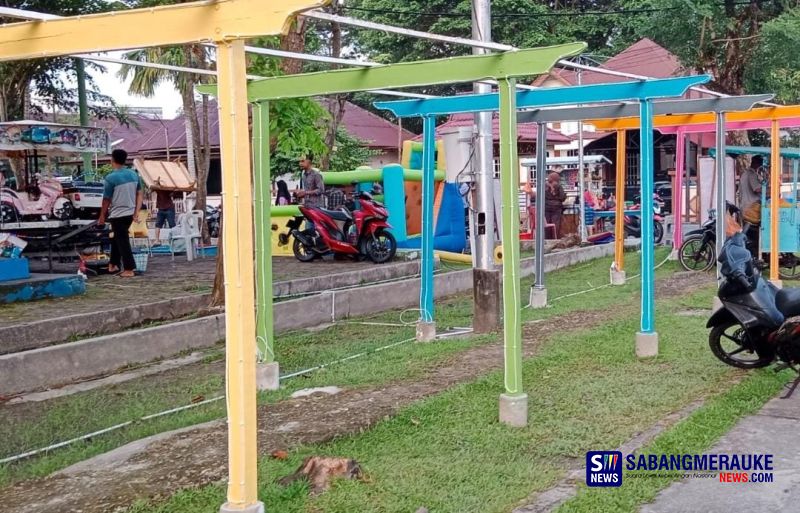 Silang Sengketa Dekorasi Taman Cik Puan Selatpanjang, DPRKP2LH Minta Camat Tebingtinggi Lakukan Pembongkaran