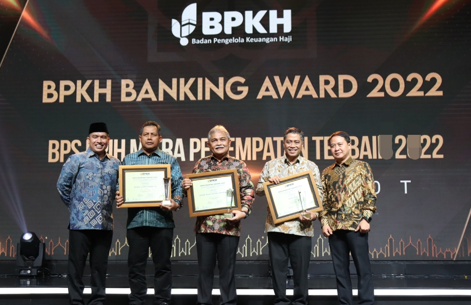 BRK Syariah Raih 2 Penghargaan dari BPKH sebagai Bank Setoran Haji Terbaik 2022