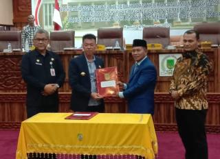 DPRD dan Bupati Rohil Tanda Tangani Nota KUA-PPAS APBD Tahun 2023