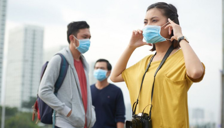 Sebut Indonesia Berisiko Alami Hiperendemi Covid-19, Epidemiolog: Ambil Risiko Terkecil Tetap Gunakan Masker