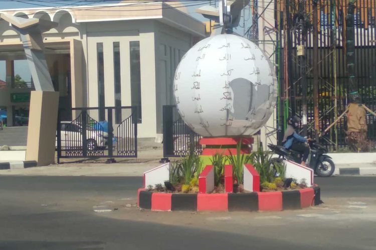 Tugu Senilai Rp 65 Juta di Nganjuk Rusak, Padahal Baru Kelar Dibangun Desember lalu