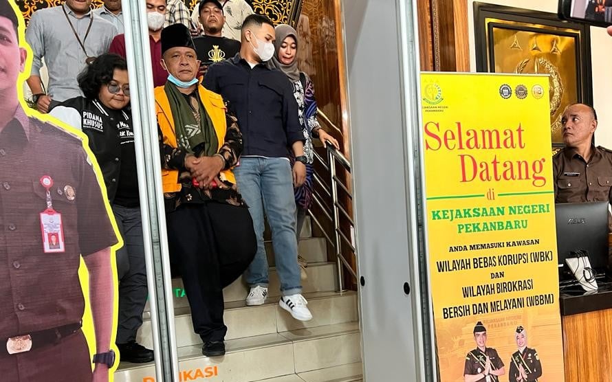 Tak Terima Divonis 2 Tahun 10 Bulan, Mantan Rektor UIN Suska Prof Akhmad Mujahidin Ajukan Banding