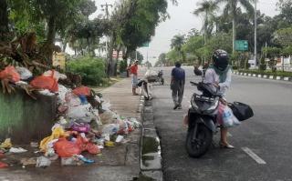 Tak Mau Didenda Hingga Rp 25 Juta? Jangan Buang Sampah Sembarangan di Pekanbaru