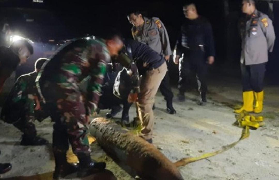 Diduga Bekas Latihan TNI Angkatan Udara, Tukang Pancing di Pekanbaru Temukan Mortir Seberat 250 Kilogram
