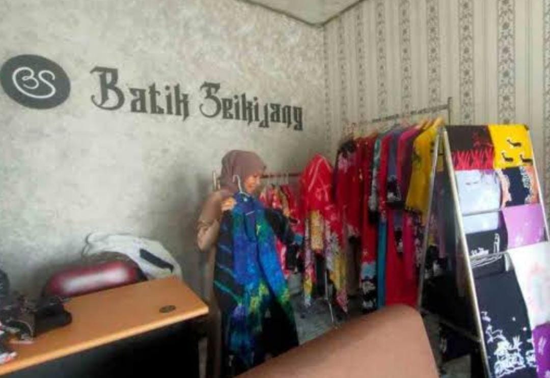 Batik Seikijang Produk UMKM Binaan BRK Syariah Makin Populer dan Berkembang, Diminati Kalangan Artis Hingga Menteri