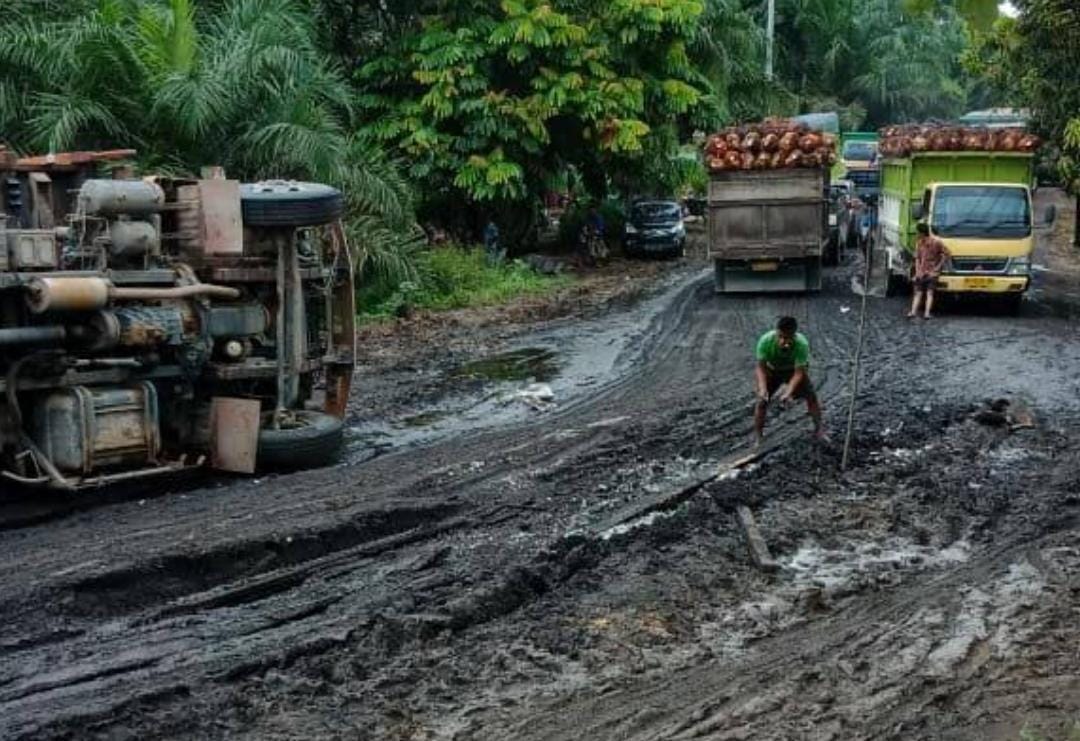 Riau Juara 2 Nasional Jalan Provinsi Rusak Berat Terpanjang, Rangking 1 Ditempati Provinsi Miskin