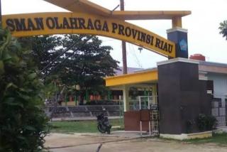 SMA Negeri Olahraga Provinsi Riau Disorot Keras: Siswa Dikhawatirkan Kurang Gizi, Jam Terbang Kompetisi Minim!