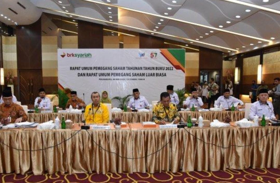 Deviden Pemprov Riau Naik 11 Persen, RUPS Tahunan Tahun Buku 2022 dan RUPSLB BRK Syariah Tuntas