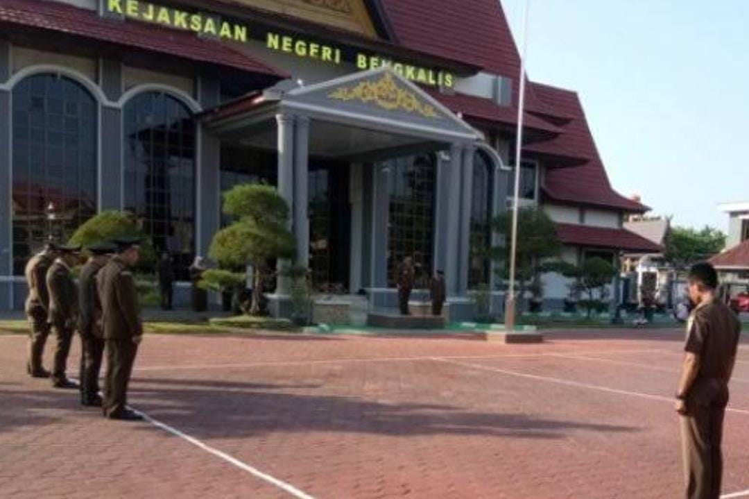 Geger Suami Istri Berprofesi Polisi-Jaksa di Riau Diduga Kompak Terima Suap Perkara Narkoba