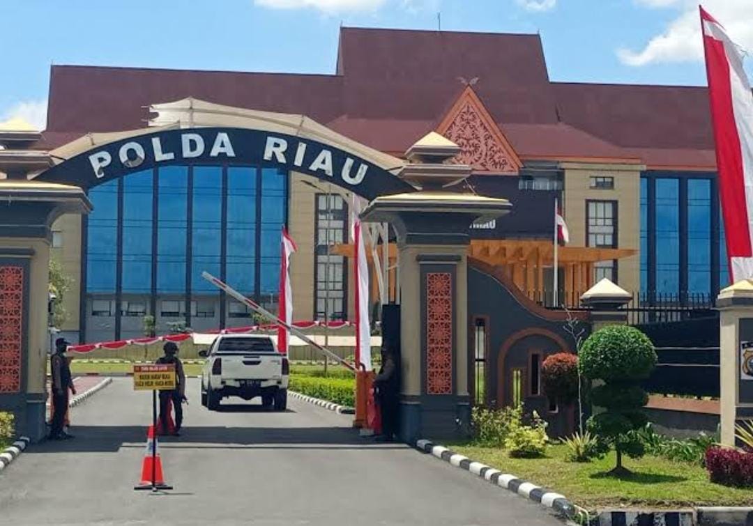 Polda Riau OTT Kepala Dinas Kesehatan Kampar Zulhendra Das