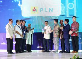 PLN Tampilkan Infrastruktur Pendukung Ekosistem Kendaraan Listrik di Indonesia dalam Ajang PEVS 2023