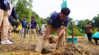 Peringati Hari Bumi 2023, PLN Lakukan Penghijauan Tanam 5.000 Pohon