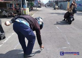 Dinas Perpustakaan Meranti Desak Kontraktor Perbaiki Jalan Rusak Akibat Truk Pengangkut Material Proyek