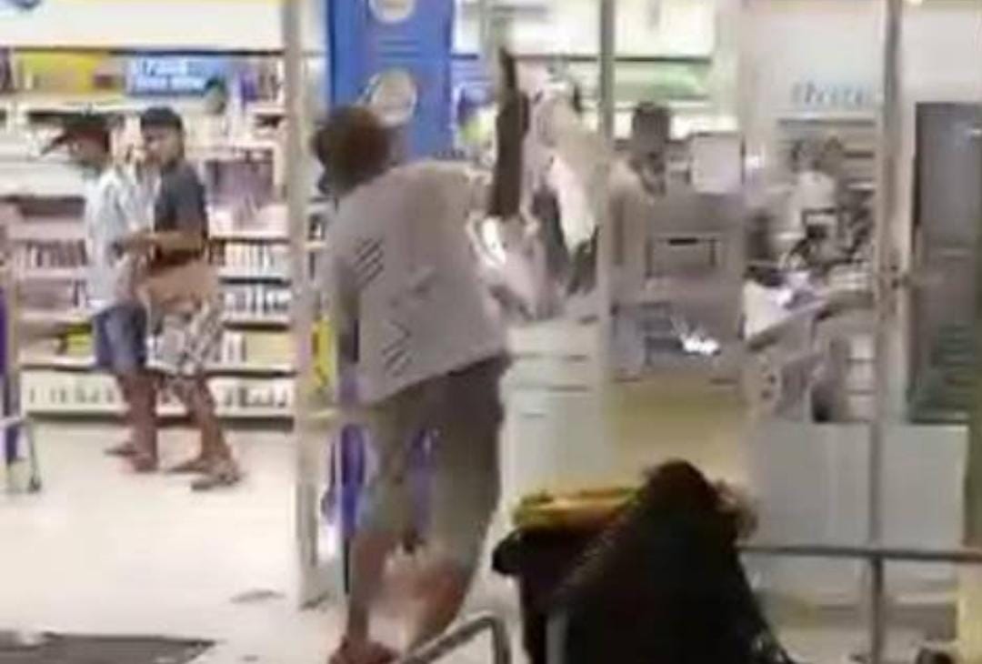 Anggota DPRD Ini Bikin Onar di Minimarket, Nyaris Pukul Pegawai Hingga Toko Tutup